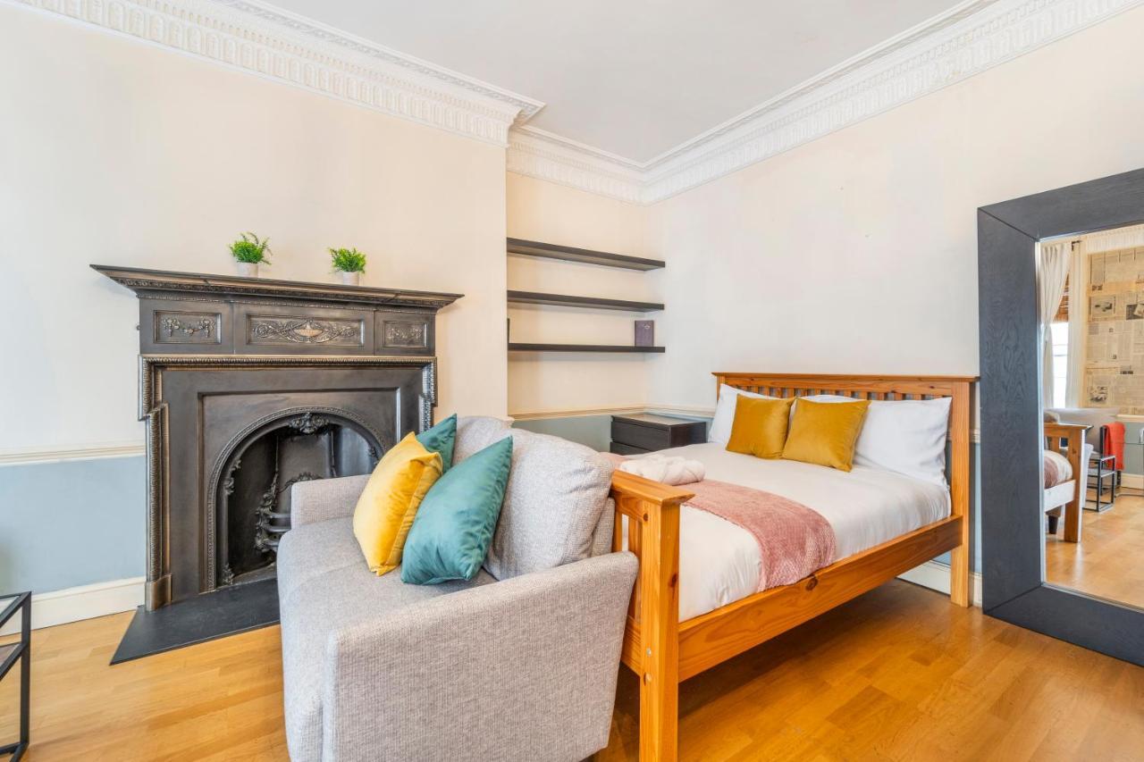 Appartamento Private Flats In 17th Century Townhouse, Trafalgar Square, Embankment, Waterloo *
